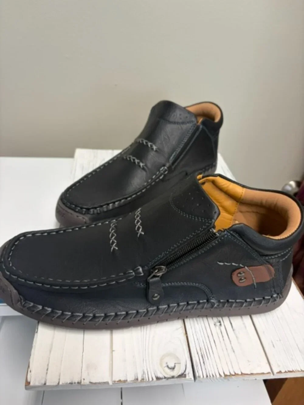 New size 13 Menico 100% COYTCHOUC sewn black leather slip-on shoes